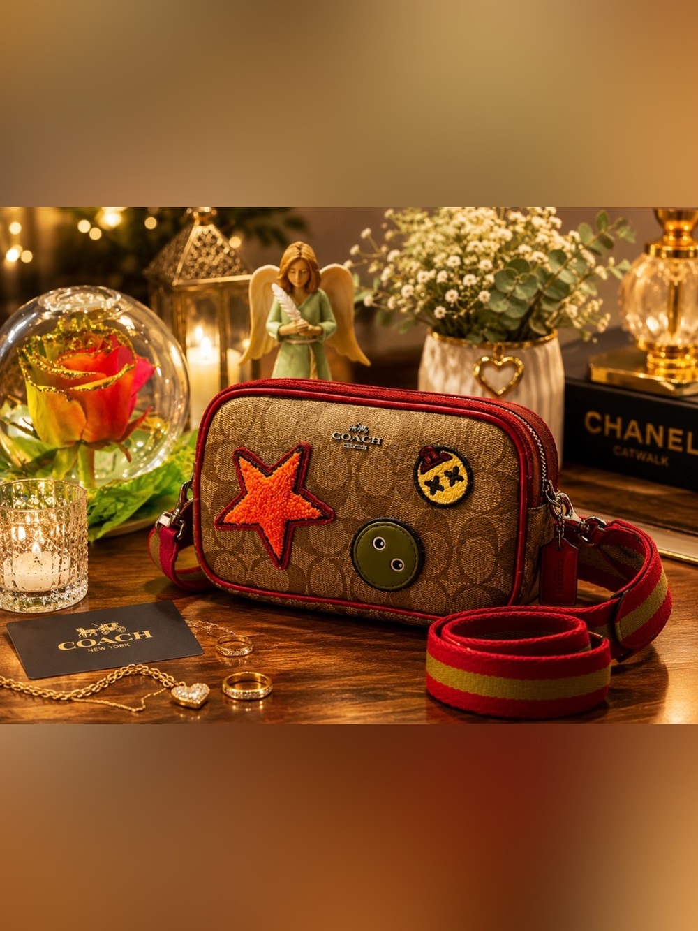 Coach Crossbody Bag – Rare Patch Design ✨